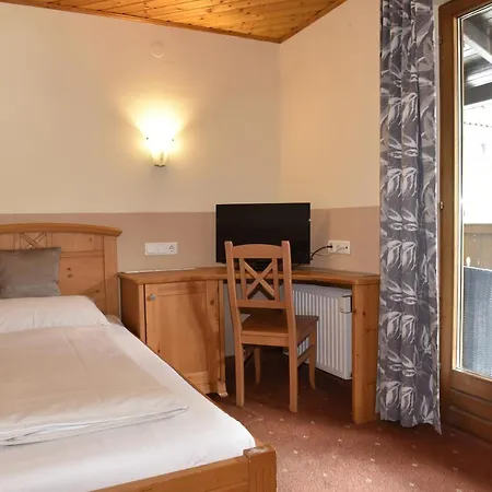 ゲストハウス Fruehstueckspension Oberweissburg ザンクト・ミヒャエル・イム・ルンガウ