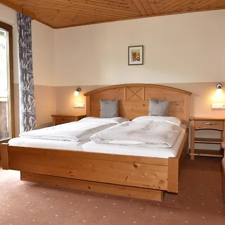 Fruehstueckspension Oberweissburg ザンクト・ミヒャエル・イム・ルンガウ